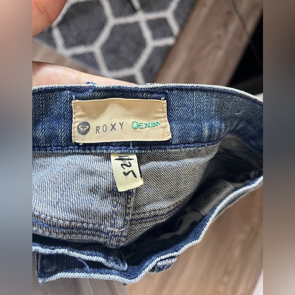Roxy Denim Low Rise Flare Blue Jeans Y2K Tall sz 1 / 25 - Picture 8 of 9